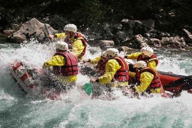 Tara rafting (Private tour) - Stop 1 on E762, then Tara Canyon and Piva Canyon: how the route stays interesting