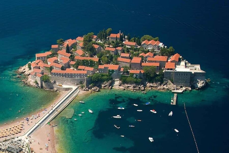 Tirana/Durres/Shkoder: Montenegro Day Tour Budva & S. Stefan - Sveti Stefan Photo Stop: Short, Focused, and Worth It
